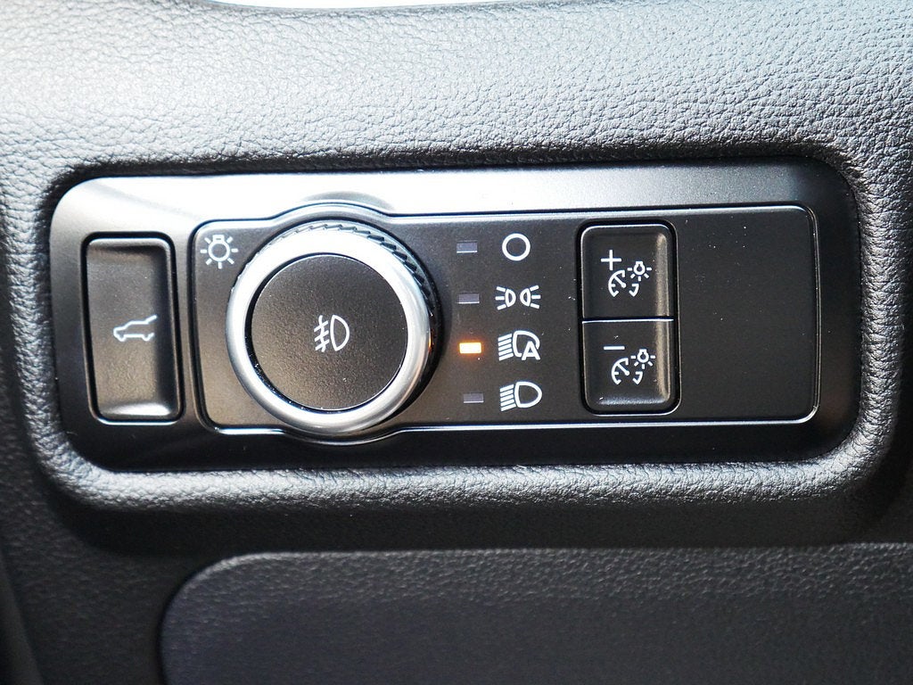 2023 Ford Explorer XLT AWD 202A