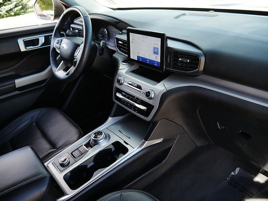 2023 Ford Explorer XLT AWD 202A