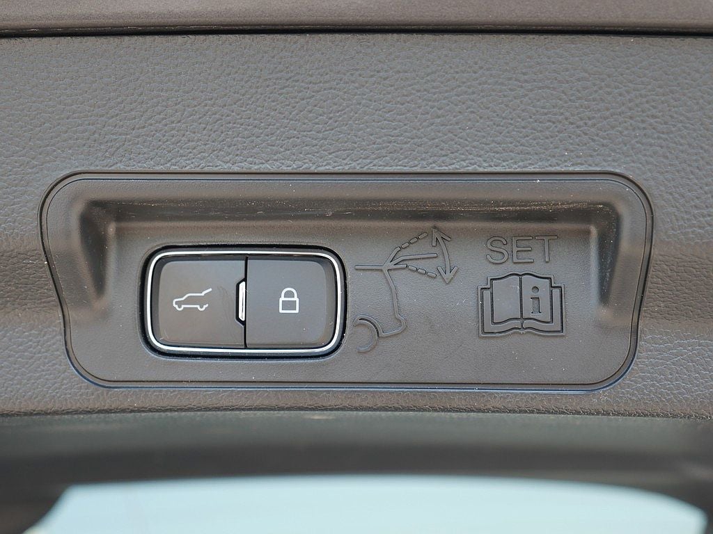 2024 Ford Explorer XLT AWD