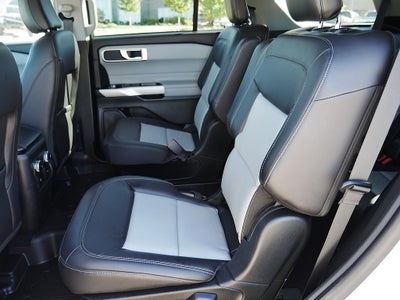 2024 Ford Explorer XLT AWD 202A