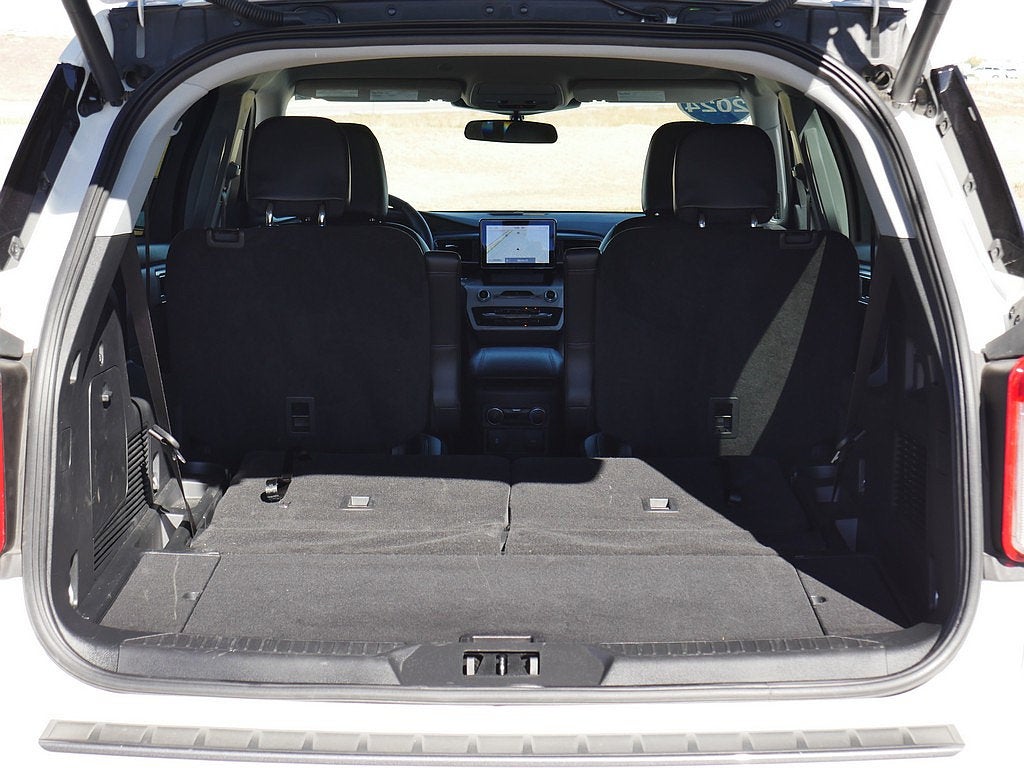 2024 Ford Explorer XLT AWD 202A