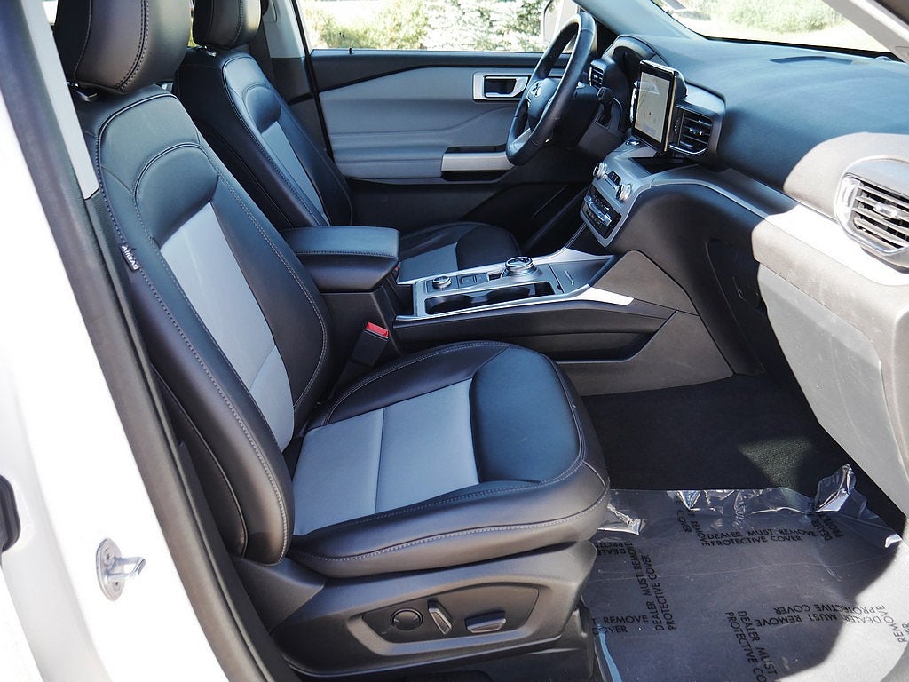 2024 Ford Explorer XLT AWD 202A