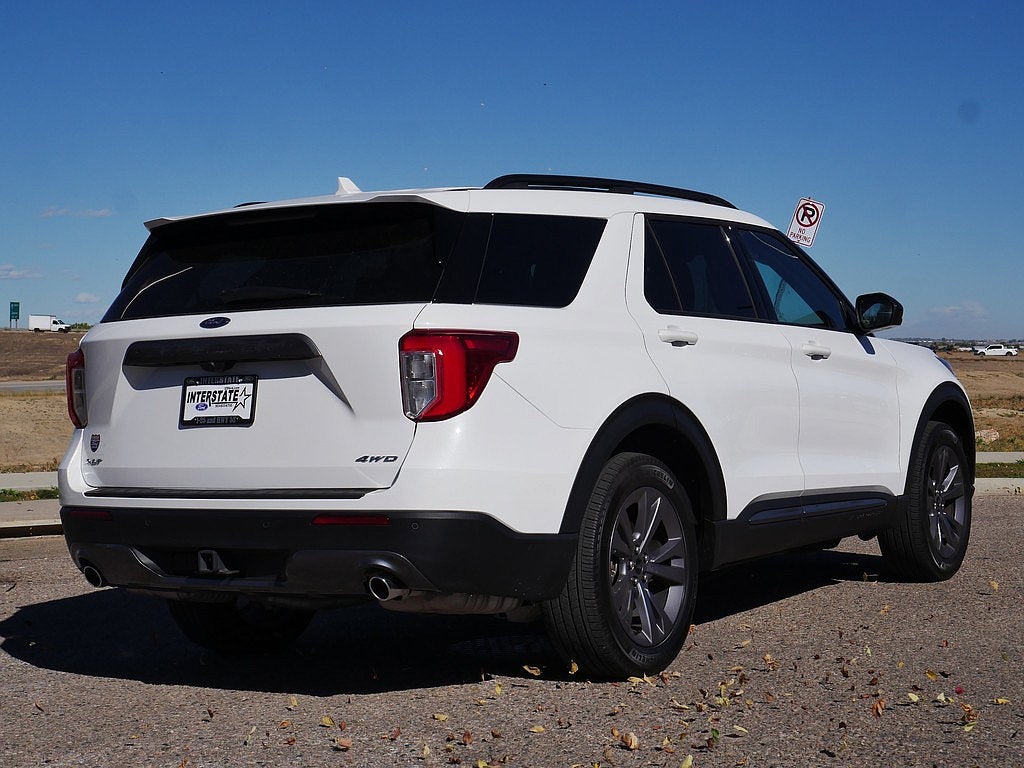 2024 Ford Explorer XLT AWD 202A