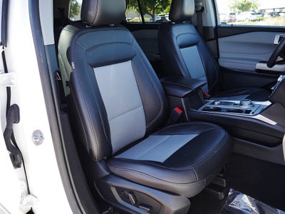 2024 Ford Explorer XLT AWD 202A