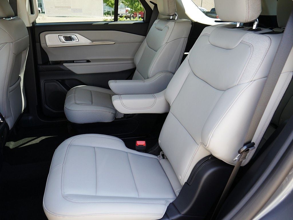 2026 Ford Explorer Active 4WD
