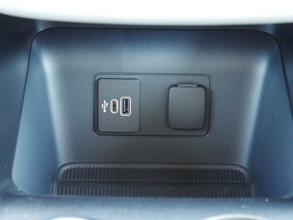 2026 Ford Explorer Active 4WD