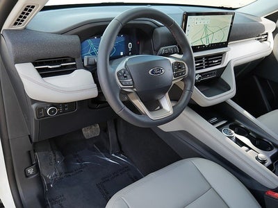2025 Ford Explorer Active AWD