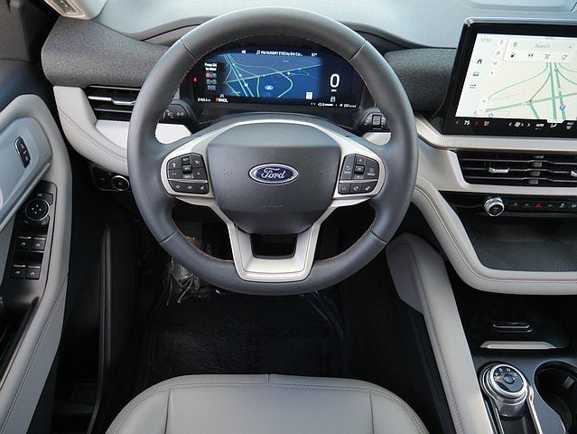 2025 Ford Explorer Active AWD
