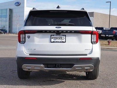 2025 Ford Explorer Active AWD
