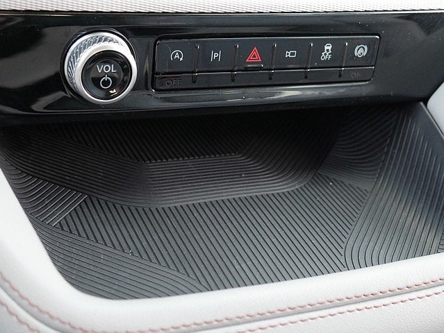 2025 Ford Explorer Active AWD