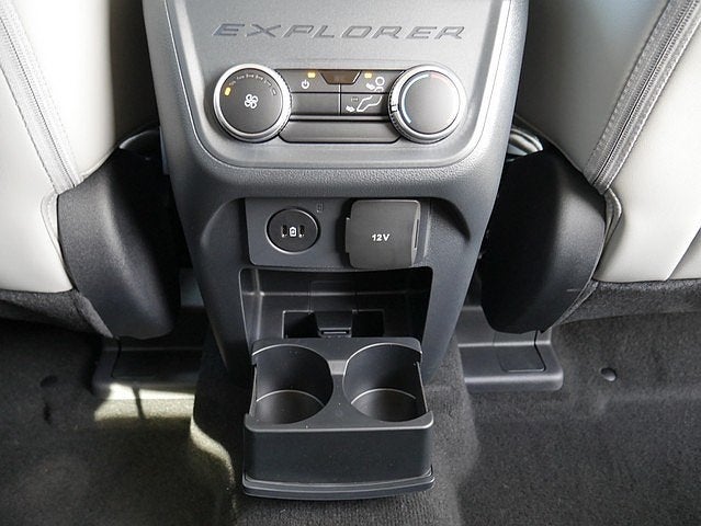 2025 Ford Explorer Active AWD