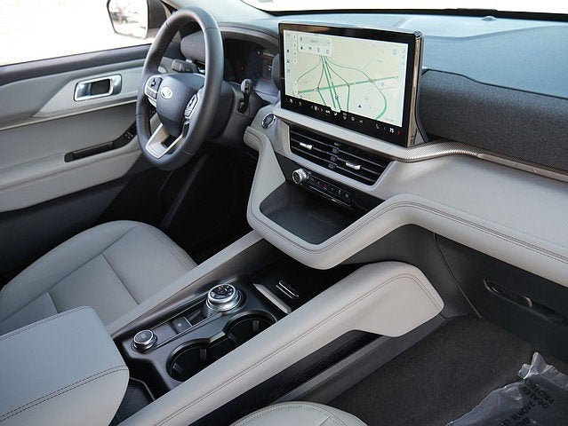 2025 Ford Explorer Active AWD