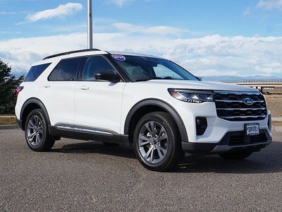 2025 Ford Explorer Active AWD