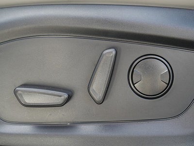 2025 Ford Explorer Active AWD