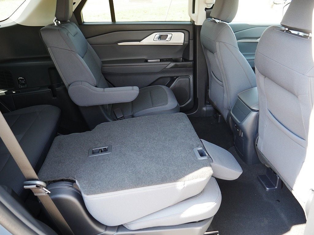 2026 Ford Explorer Active 4WD