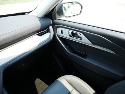2026 Ford Explorer Active 4WD