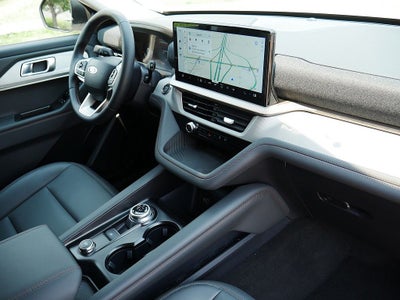 2026 Ford Explorer Active 4WD