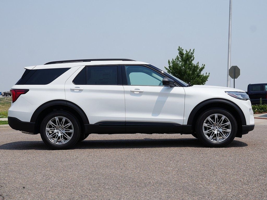 2026 Ford Explorer Active 4WD