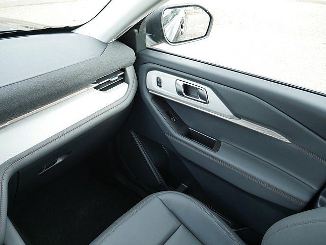 2026 Ford Explorer Active 4WD