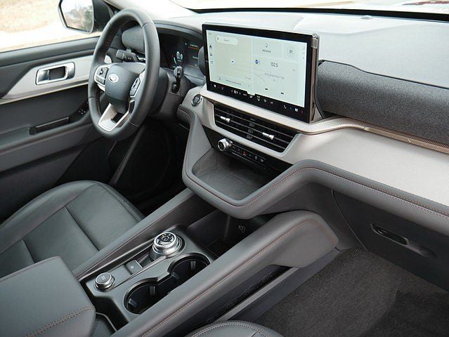 2026 Ford Explorer Active 4WD