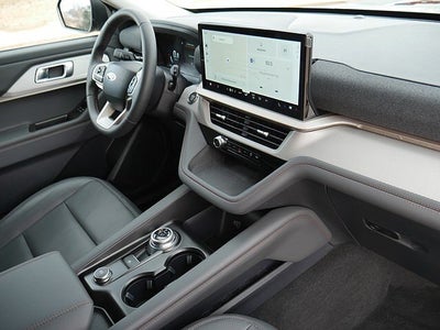 2026 Ford Explorer Active 4WD