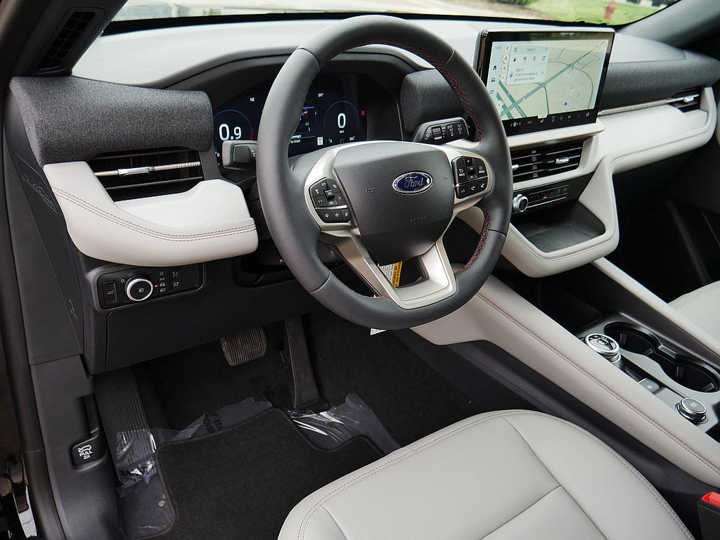 2027 Ford Explorer Active 4WD
