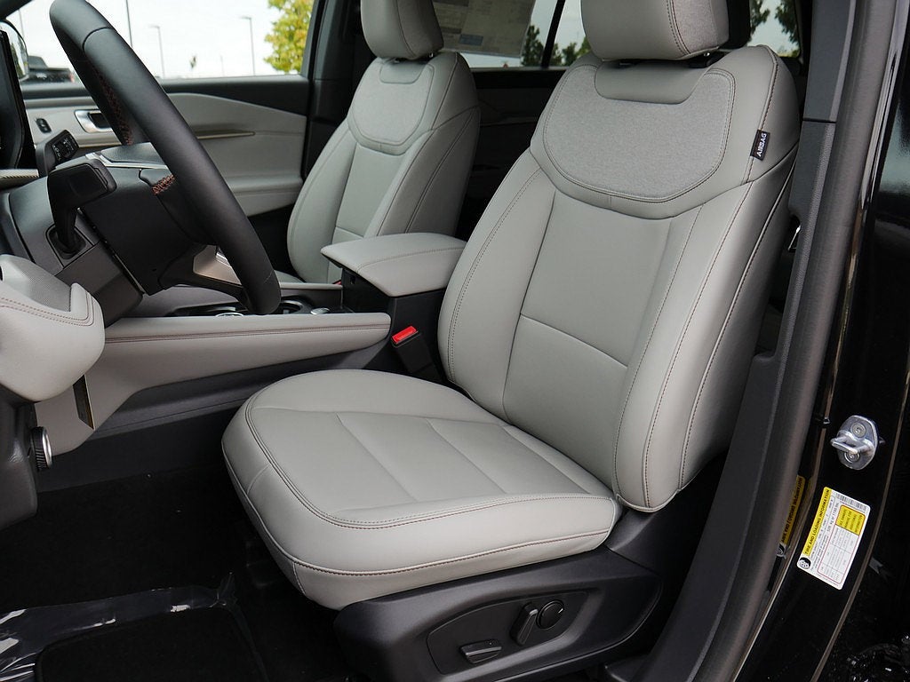 2027 Ford Explorer Active 4WD