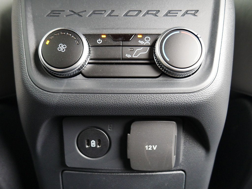 2027 Ford Explorer Active 4WD