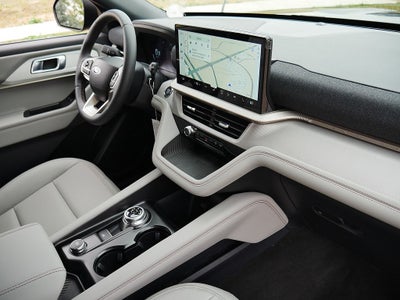 2027 Ford Explorer Active 4WD