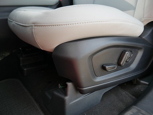 2026 Ford Explorer Platinum 4WD