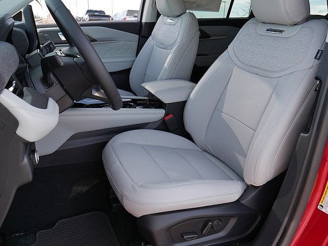 2026 Ford Explorer Platinum 4WD