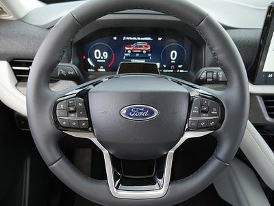 2026 Ford Explorer Platinum 4WD