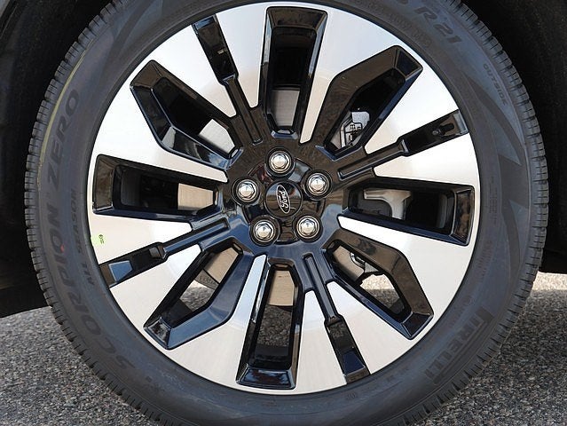 2026 Ford Explorer Platinum 4WD