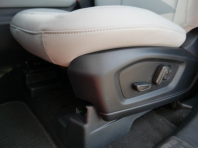 2026 Ford Explorer Platinum 4WD