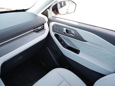 2026 Ford Explorer Platinum 4WD