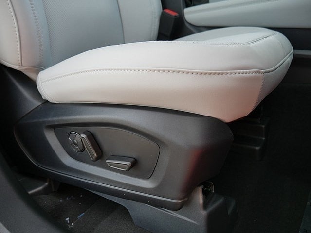 2026 Ford Explorer Platinum 4WD