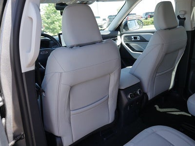 2026 Ford Explorer Platinum 4WD