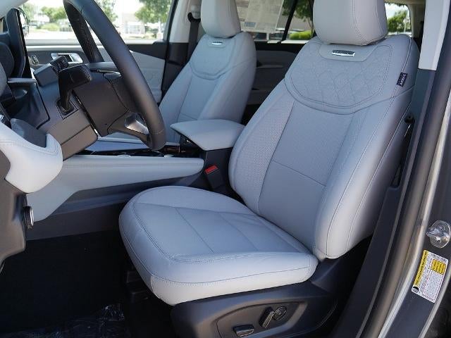 2026 Ford Explorer Platinum 4WD