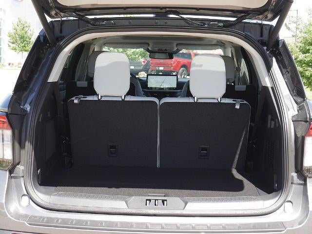 2026 Ford Explorer Platinum 4WD