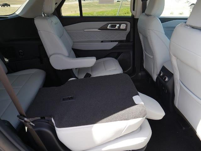 2026 Ford Explorer Platinum 4WD