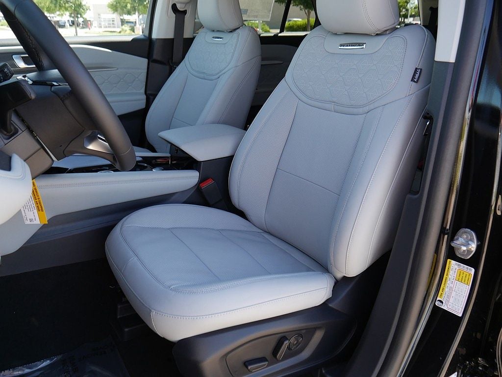 2026 Ford Explorer Platinum 4WD