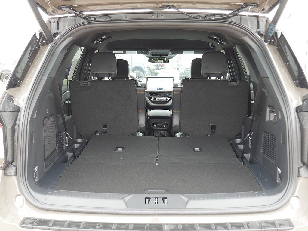 2026 Ford Explorer Tremor 4WD