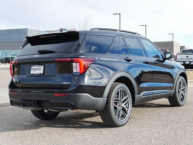 2026 Ford Explorer ST-Line 4WD