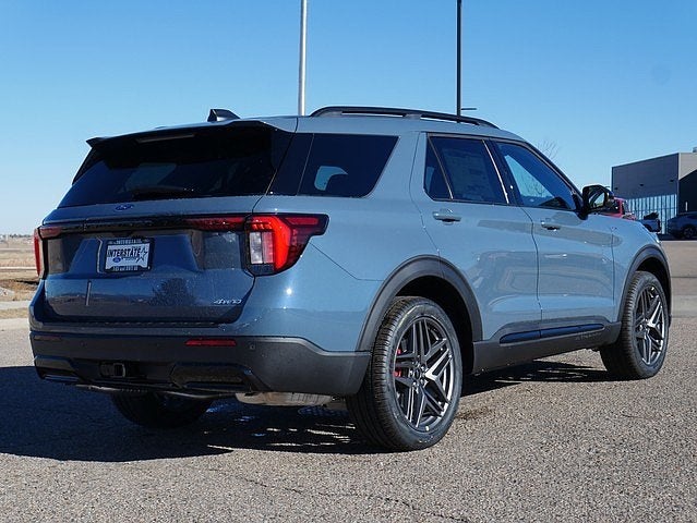 2026 Ford Explorer ST-Line 4WD