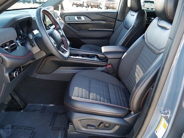 2025 Ford Explorer ST-Line AWD
