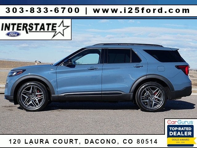 2025 Ford Explorer ST-Line AWD