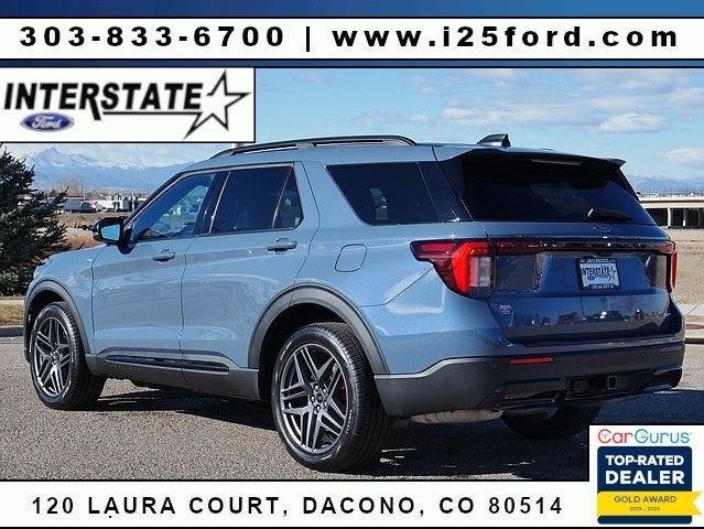 2025 Ford Explorer ST-Line AWD