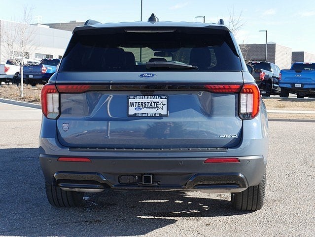2025 Ford Explorer ST-Line AWD