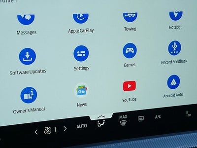 2025 Ford Explorer ST-Line AWD