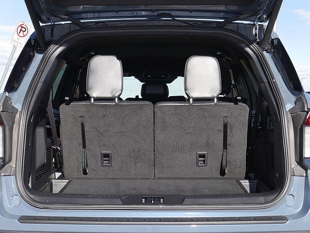 2025 Ford Explorer ST-Line AWD